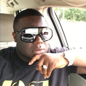 Meet your Posher, Lamar